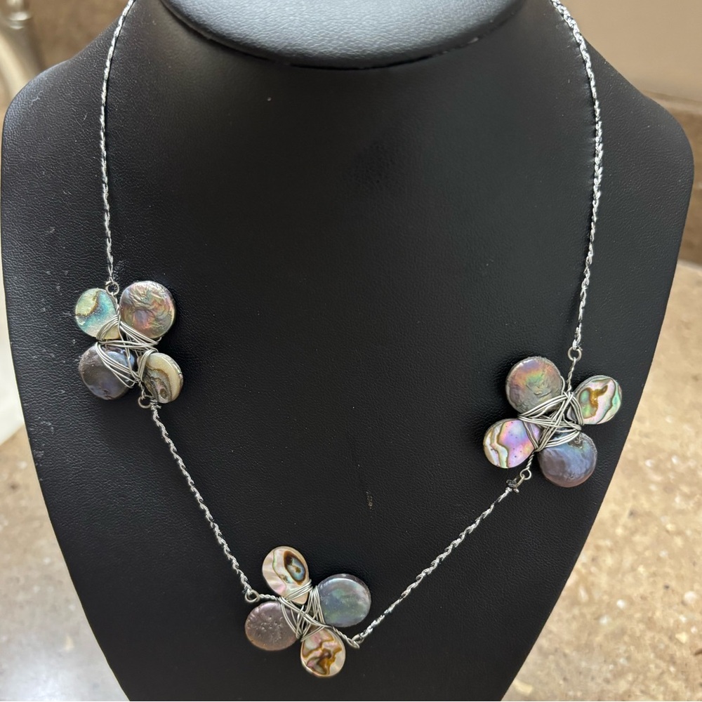 Multi Color Flower Shell Necklace